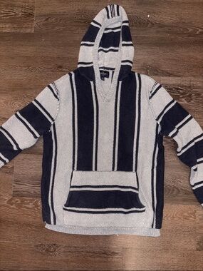 American Eagle Outfitters Pullover Sweater